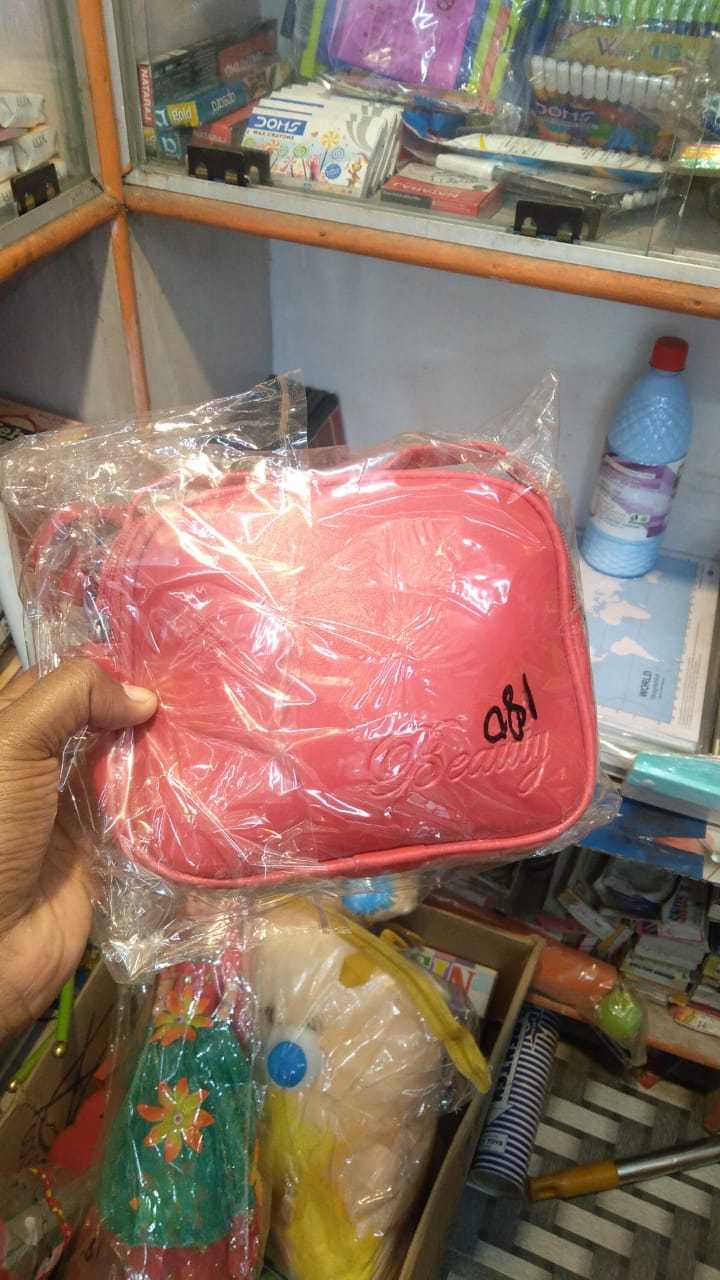 Girls bag......