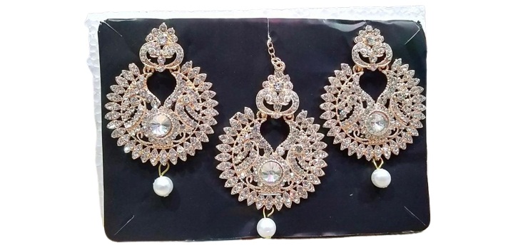 Silver Polish Diamond Earring With Maang Tikka
