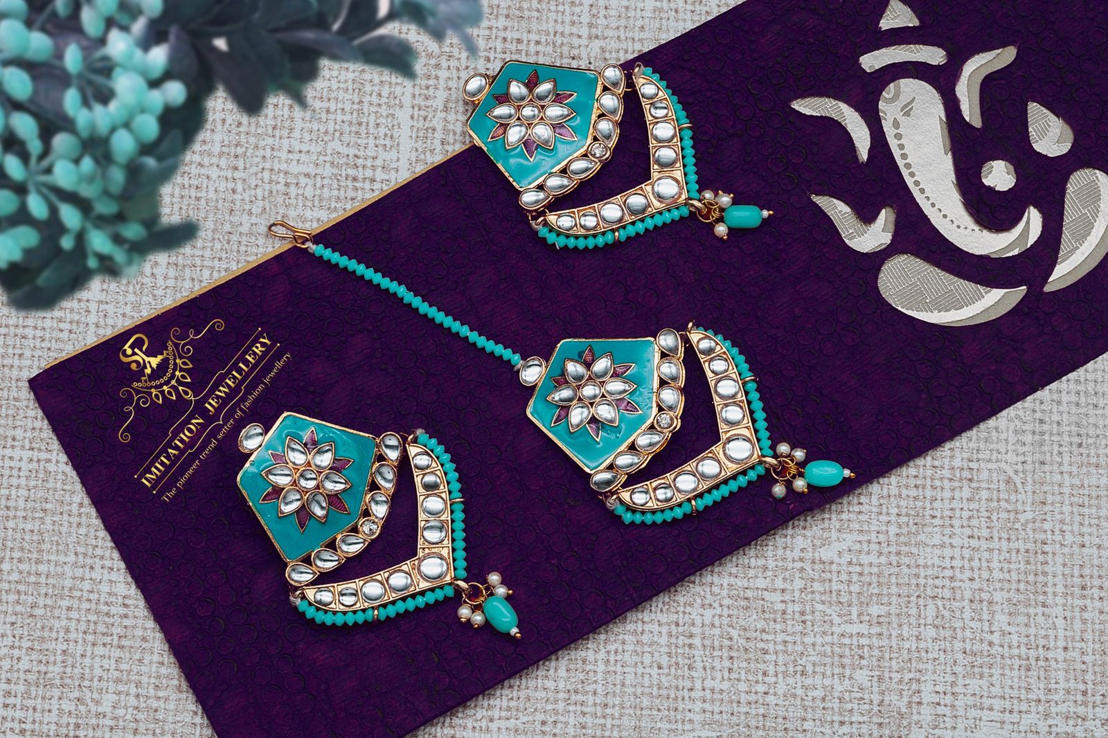 Earrings with maang Tikka set