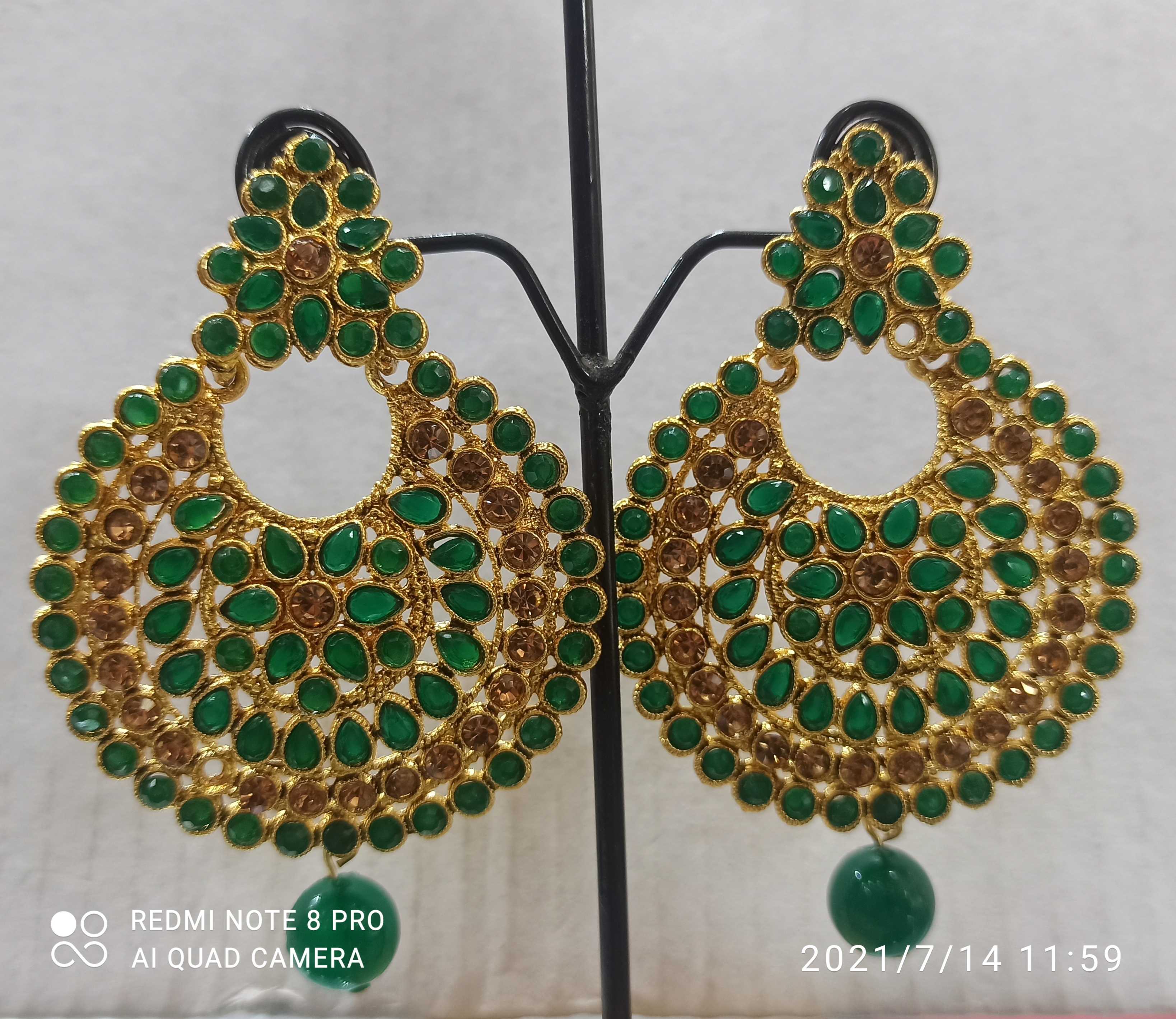 Green earring