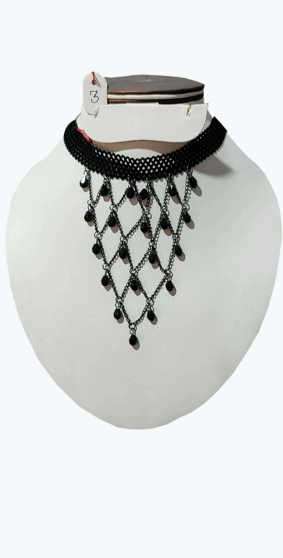 Fancy light weight necklace