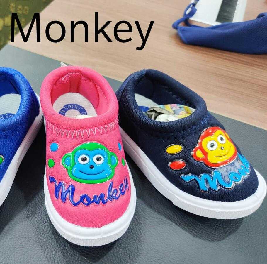 Monkey baby`s shoes